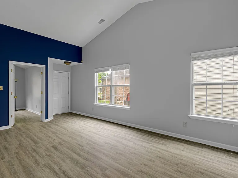 5182 Pin Oak Dr — Photo 5