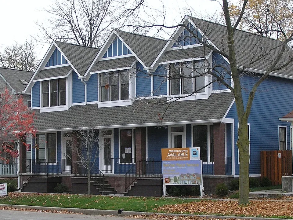 727 Fletcher Ave