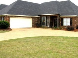103 Royal Troon Dr, Clinton, MS 39056