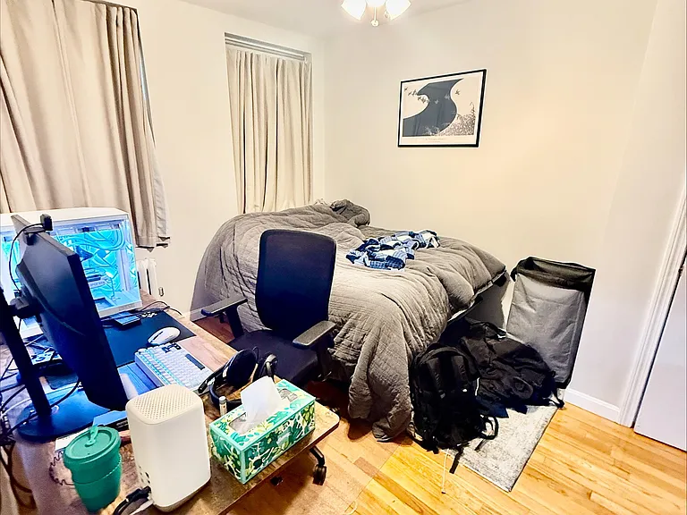220 Hanover St #13 — Photo 8