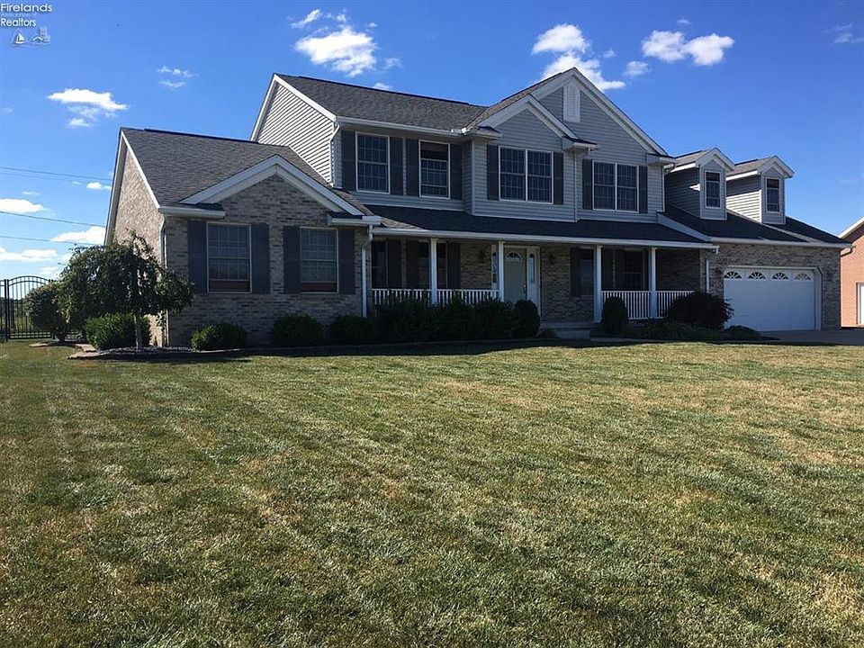 1st image of 260 Saint Paul Dr