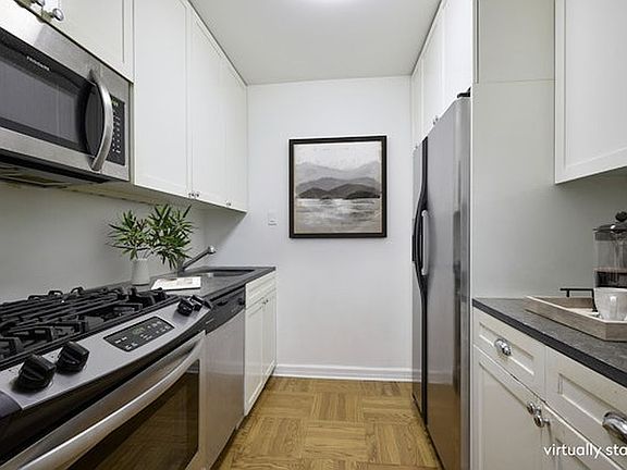 5th image of 50 Sutton Pl S APT 3K