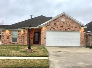 2052 Oak Ter, Port Neches, TX 77651