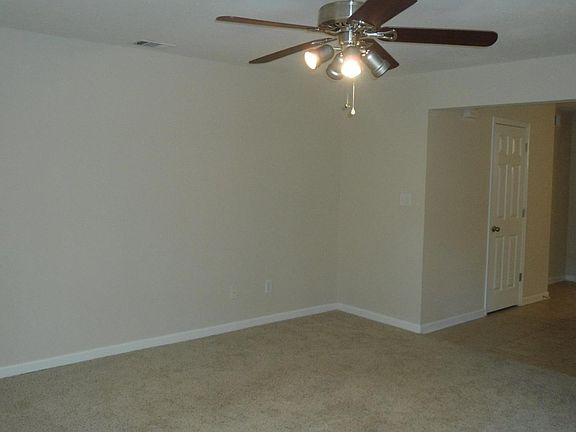 4th image of 1182 Long Hollow Pike APT C2