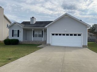 365 Andrew Dr, Clarksville, TN 37042