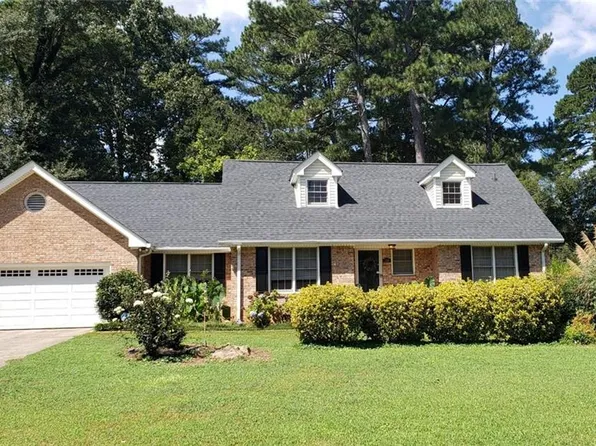 1136 Gunnison Ct, Clarkston, GA 30021