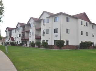 4902 16th Ave S, Fargo, ND 58103