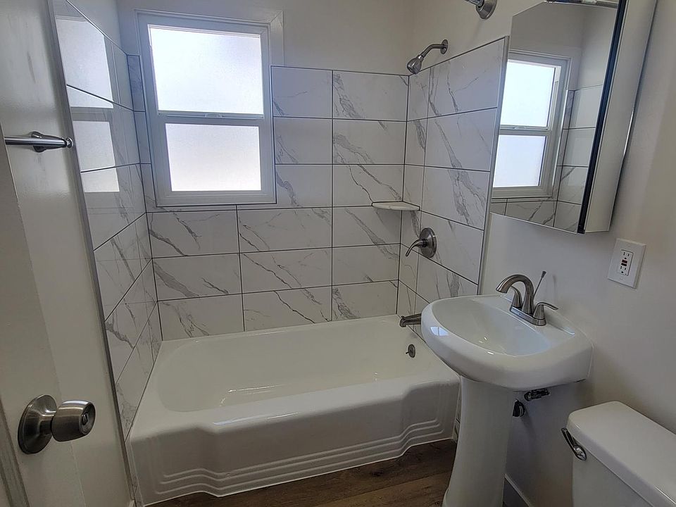 2nd image of 5063 W 20th St #8