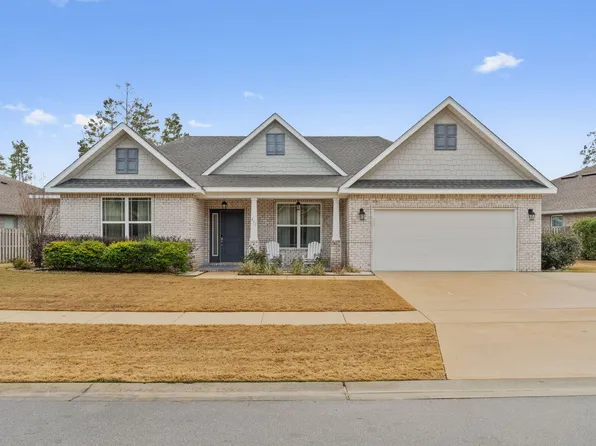 451 Brighton Cv, Freeport, FL 32439