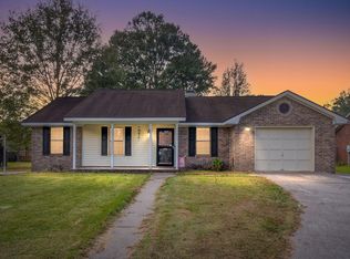 212 Houston Dr, Ladson, SC 29456