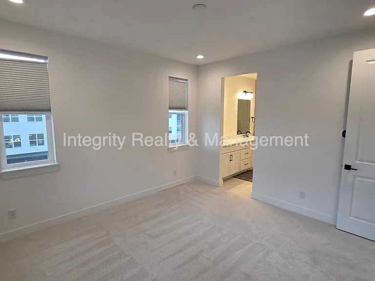 11014 E Hinsdale Cir — Photo 17