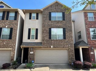 3417 Skyline Village Trl, Houston, TX 77057