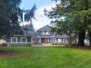 94 N Point Rd, Port Angeles, WA 98363