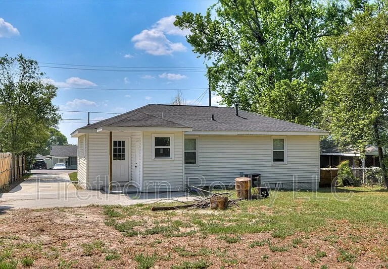 1006 Skyview Dr — Photo 20