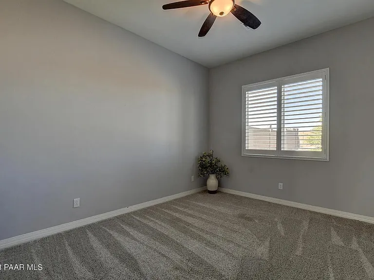 5524 N Foster Pl — Photo 19