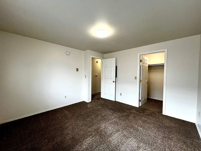 1409 Folsom Ave — Photo 14