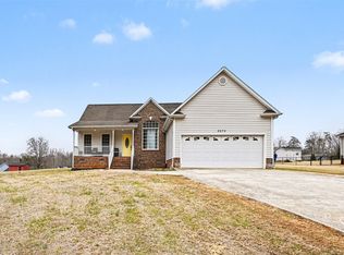 2070 Haw River Hopedale Rd, Burlington, NC 27217