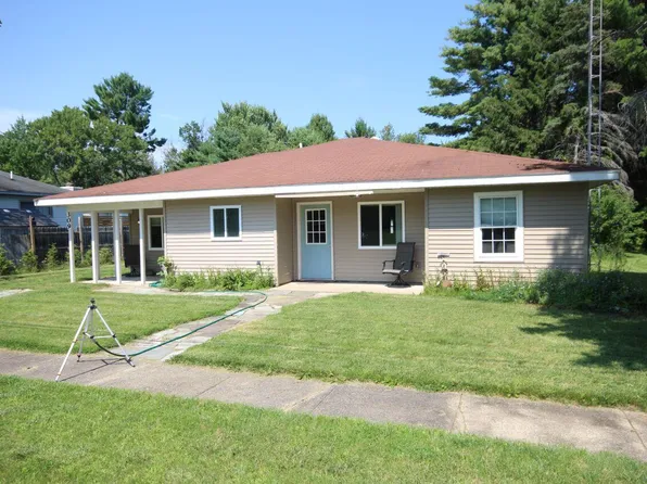309 S Main St, Roscommon, MI 48653