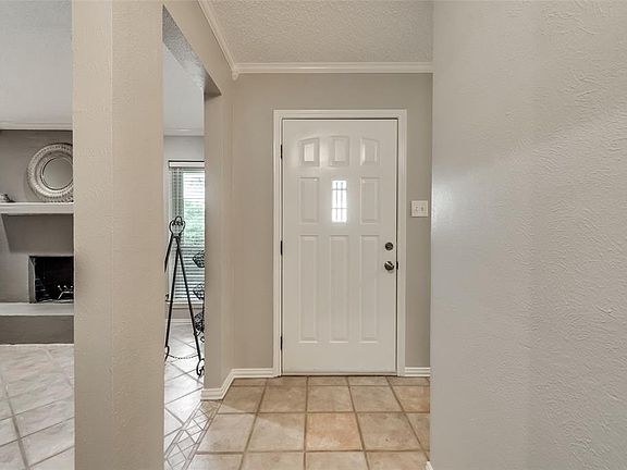 4th image of 1707 N Haven Dr