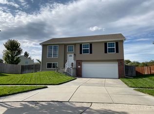 2101 Richard Leyden Cir, Lincoln, NE 68522