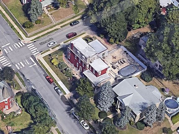5th image of 6933 Ditman St