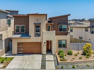 8246 Rose Quartz Cir, San Diego, CA 92126