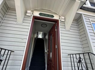 10708 132nd St, South Richmond Hill, NY 11419
