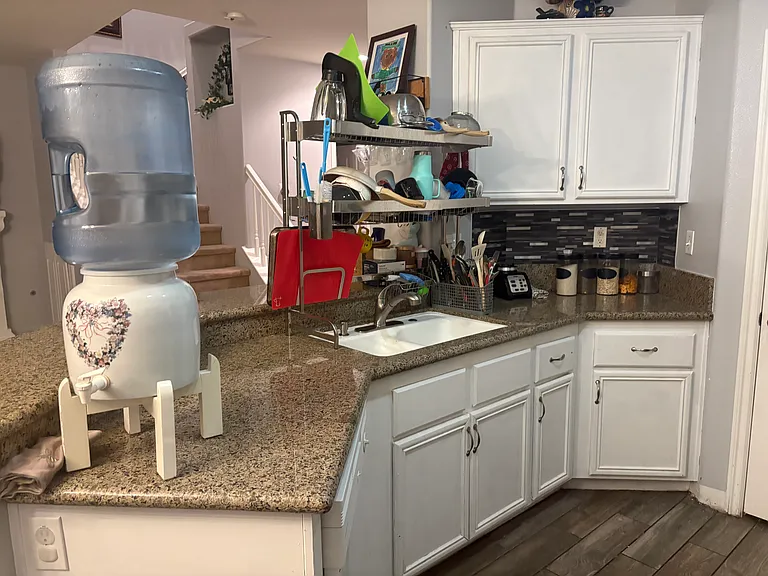 450 Arborwood St — Photo 5
