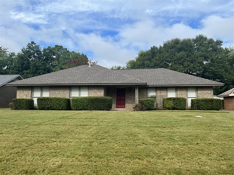 1st image of 315 Navajo Dr