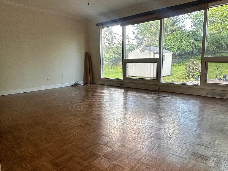 1122 Fernview Dr — Photo 6