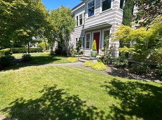 2130 8th Ave W APT 4, Seattle, WA 98119