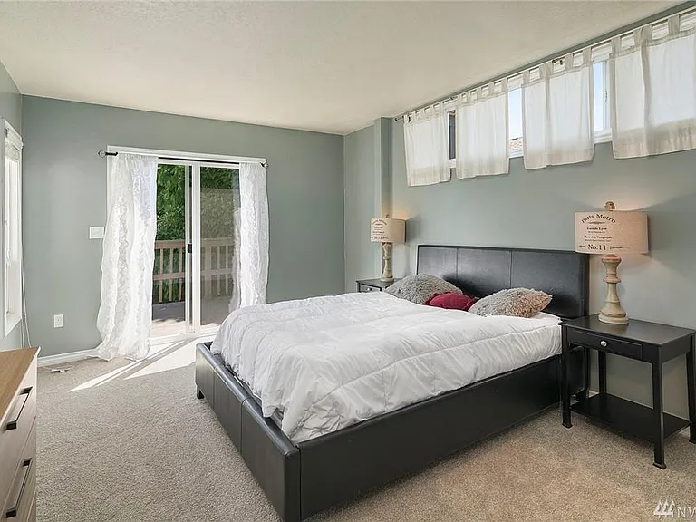 14712 35th Ave NE #1 — Photo 10