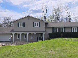 210 Windy Hills Rd, Hamilton, IL 62341