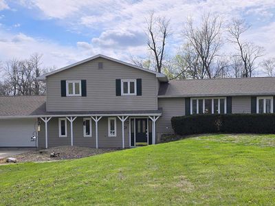210 Windy Hills Rd, Hamilton, IL, 62341
