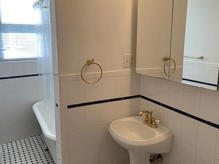 52 Garden St #7 — Photo 2