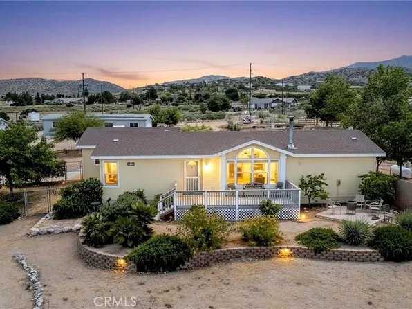 3621 Vista Rd, Phelan, CA 92371