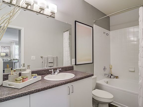 5th image of 1800 Deerfield Point #10833