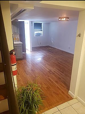 2nd image of 2182 Steinway St #1