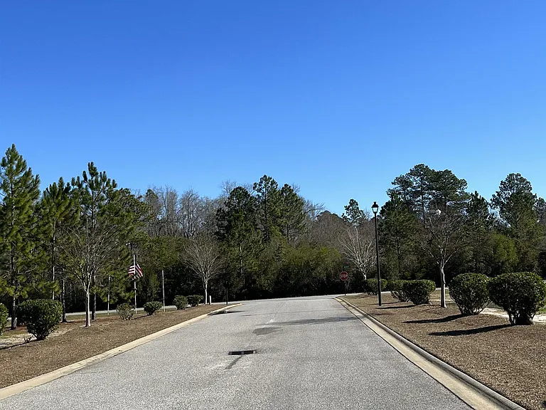 819 Terrell Dr — Photo 32