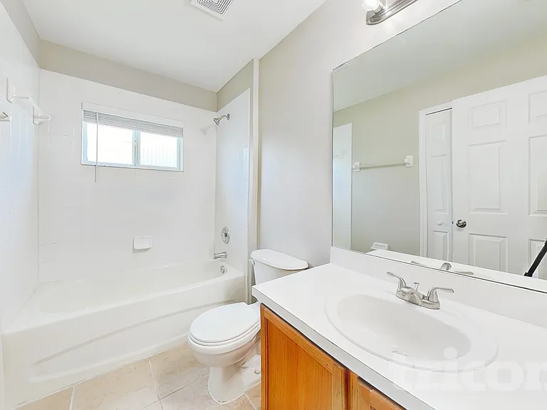 11749 Lynmoor Dr — Photo 13