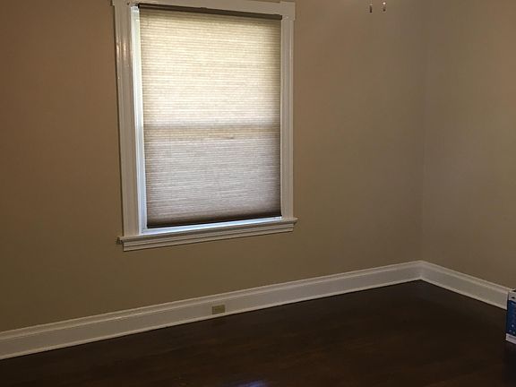 4th image of 3840 Glenmore Ave #1