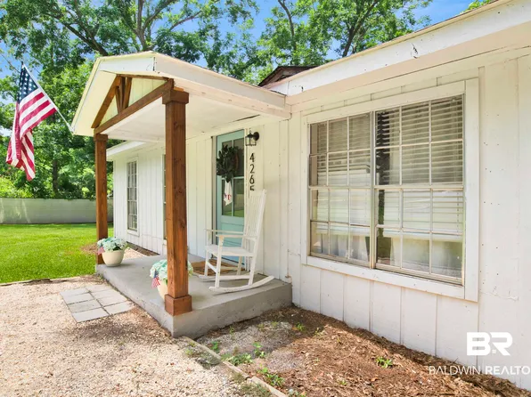 4265 Greaves Rd, Eight Mile, AL 36613