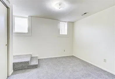 3 E Spring St — Photo 11