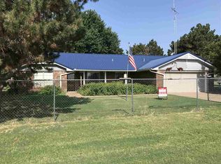 104 S Lakeside Dr, Apache, OK 73006