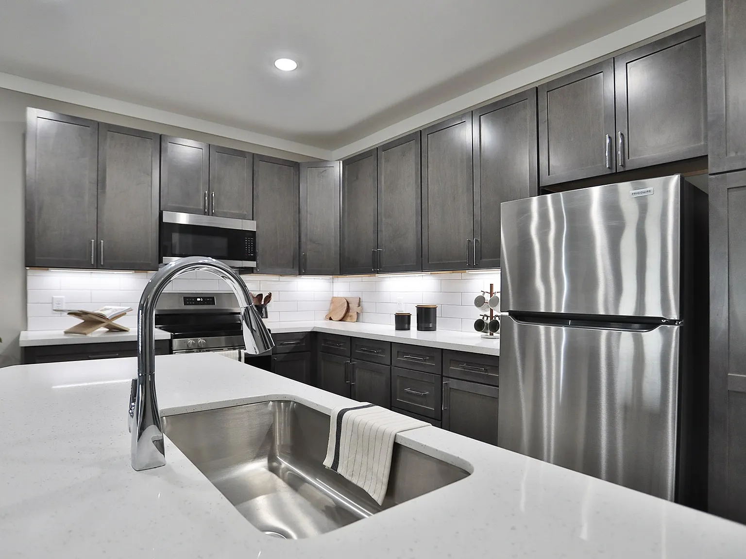 Altair Luxury Apartments — Photo 4