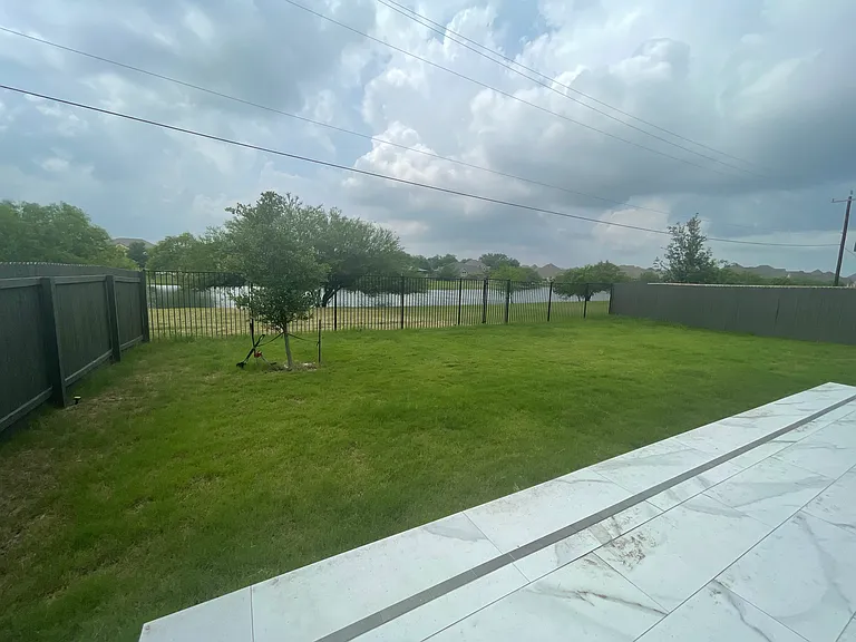 8627 Infinity Ave — Photo 13