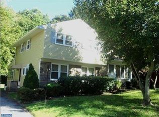 14 Chestnut Ter, Cherry Hill, NJ 08002
