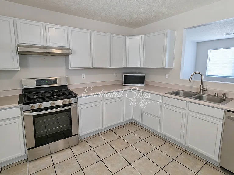 3025 Shelby Meadows Dr NE — Photo 4