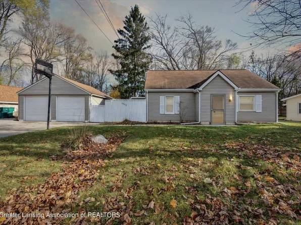 3320 Creston Ave, Lansing, MI 48906