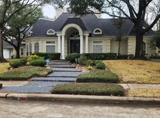 2310 Sycamore Grove Dr, Houston, TX 77062